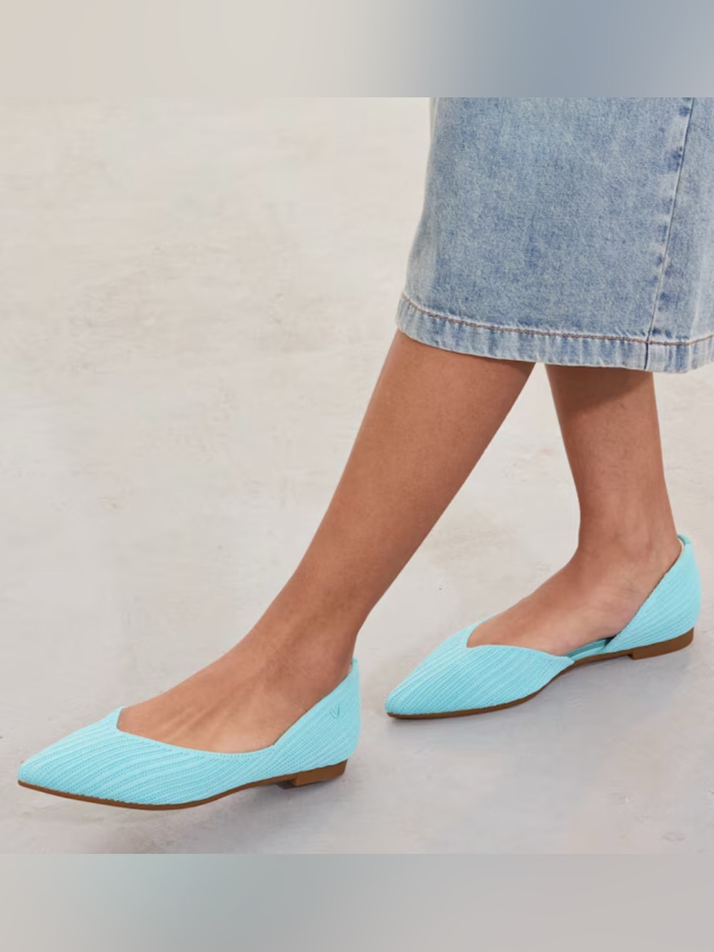 Vivaia Pointed Toe Flats in Aqua Blue - Size 11